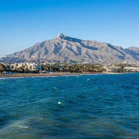 By Riva - Beautiful 1 Bedroom Chic In Banus Gardens ماربيا